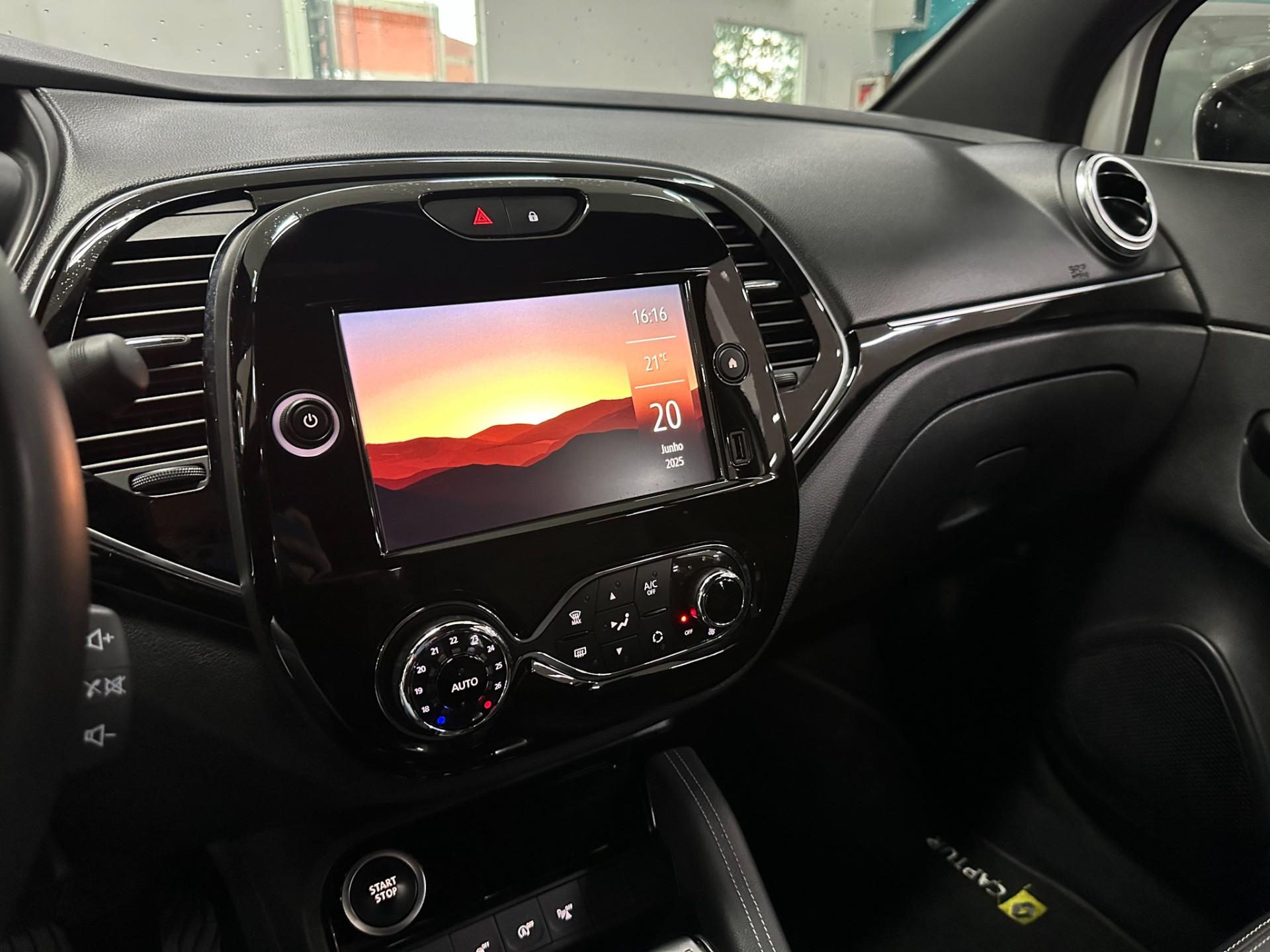 Renault Captur Intense 1.3 TB 16V Flex Aut. 2022