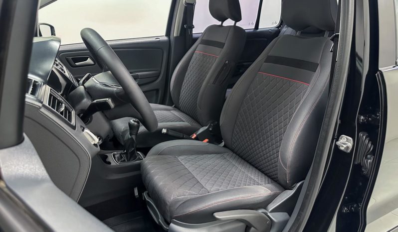 
								Volkswagen CrossFox 1.6 Flex 16V 2017 full									