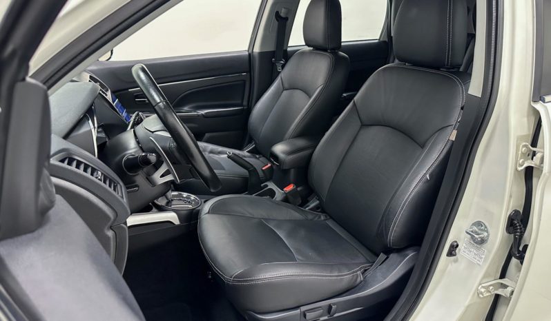 
								Mitsubishi ASX 2.0 16V 4×4 160cv Aut. 2014 full									