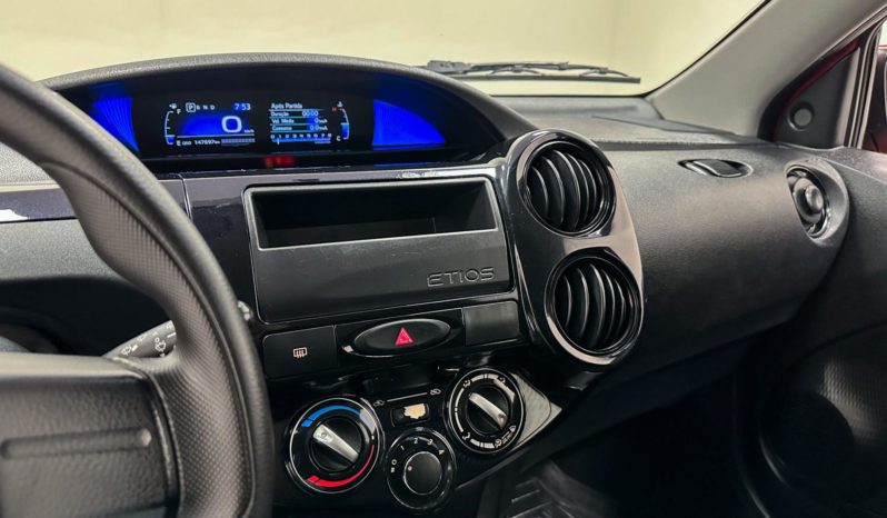 
								Toyota Etios X 1.3 Flex 16V Aut. 2018 full									