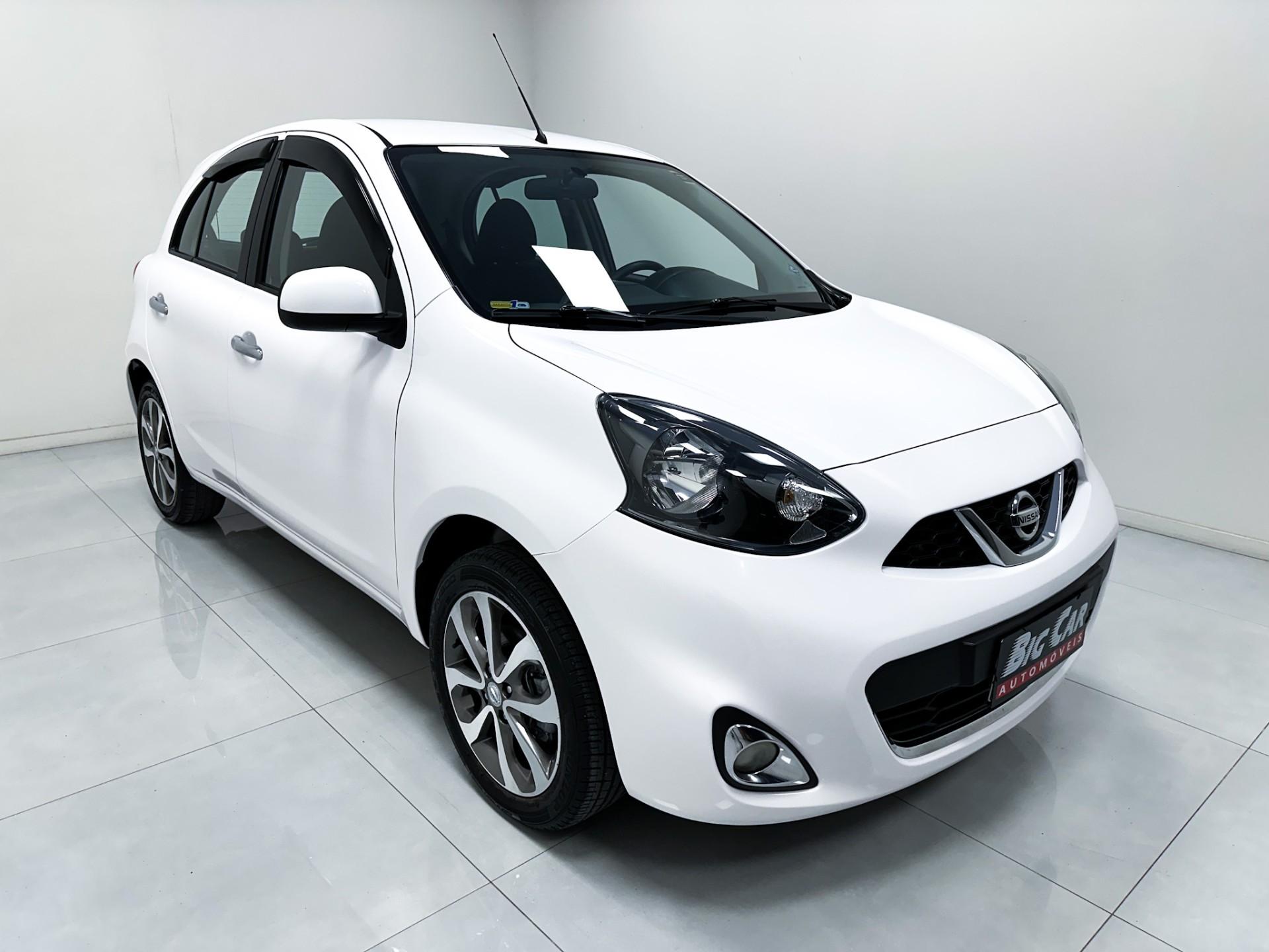 Nissan March SL 1.6 16V Flex 2016
