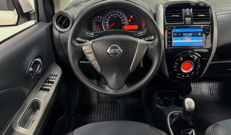 
								Nissan March SL 1.6 16V Flex 2016 full									