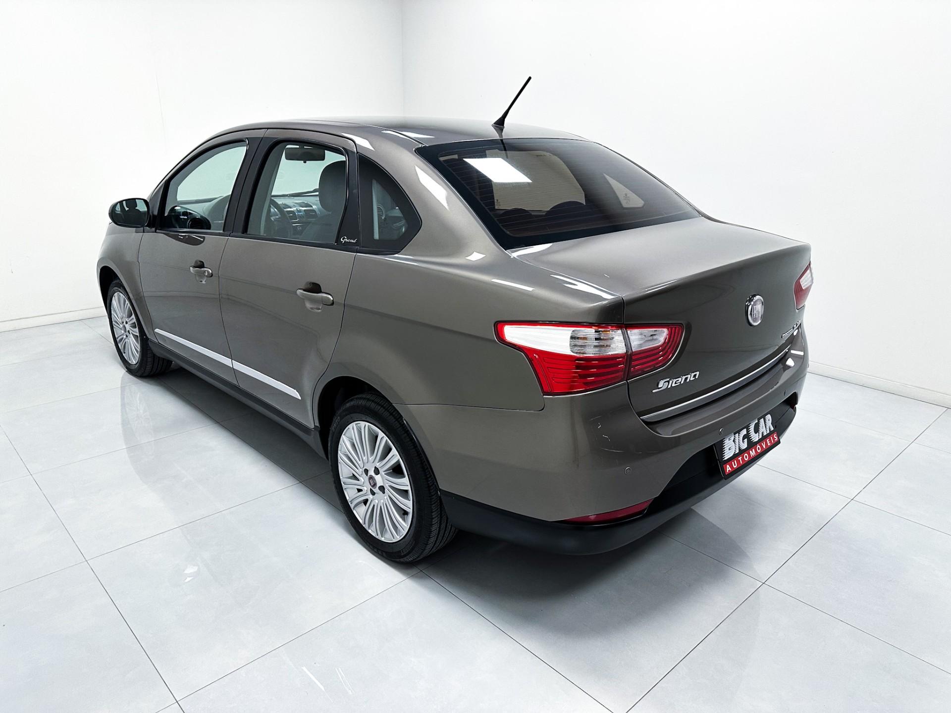 Fiat Grand Siena ESSENCE 1.6 Flex 16V 2015