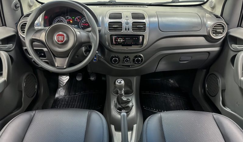 
								Fiat Grand Siena ESSENCE 1.6 Flex 16V 2015 full									