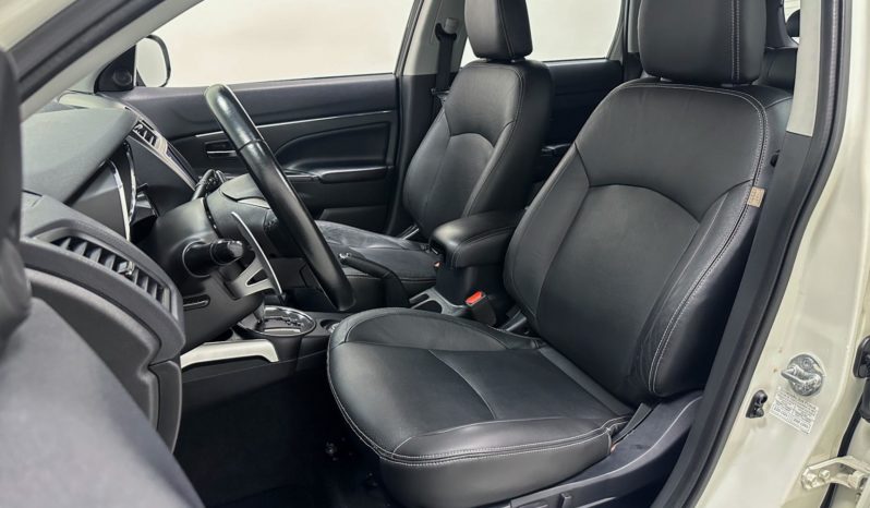 
								Mitsubishi ASX 2.0 16V 4×4 160cv Aut. 2014 full									