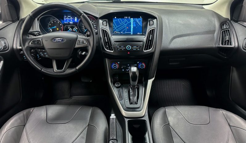 
								Ford Focus Fastback SE 2.0 Flex Aut. 2017 full									
