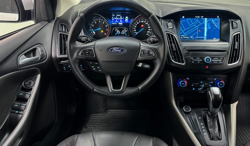 
								Ford Focus Fastback SE 2.0 Flex Aut. 2017 full									