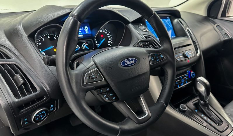 
								Ford Focus Fastback SE 2.0 Flex Aut. 2017 full									