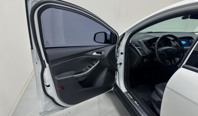 
								Ford Focus Fastback SE 2.0 Flex Aut. 2017 full									