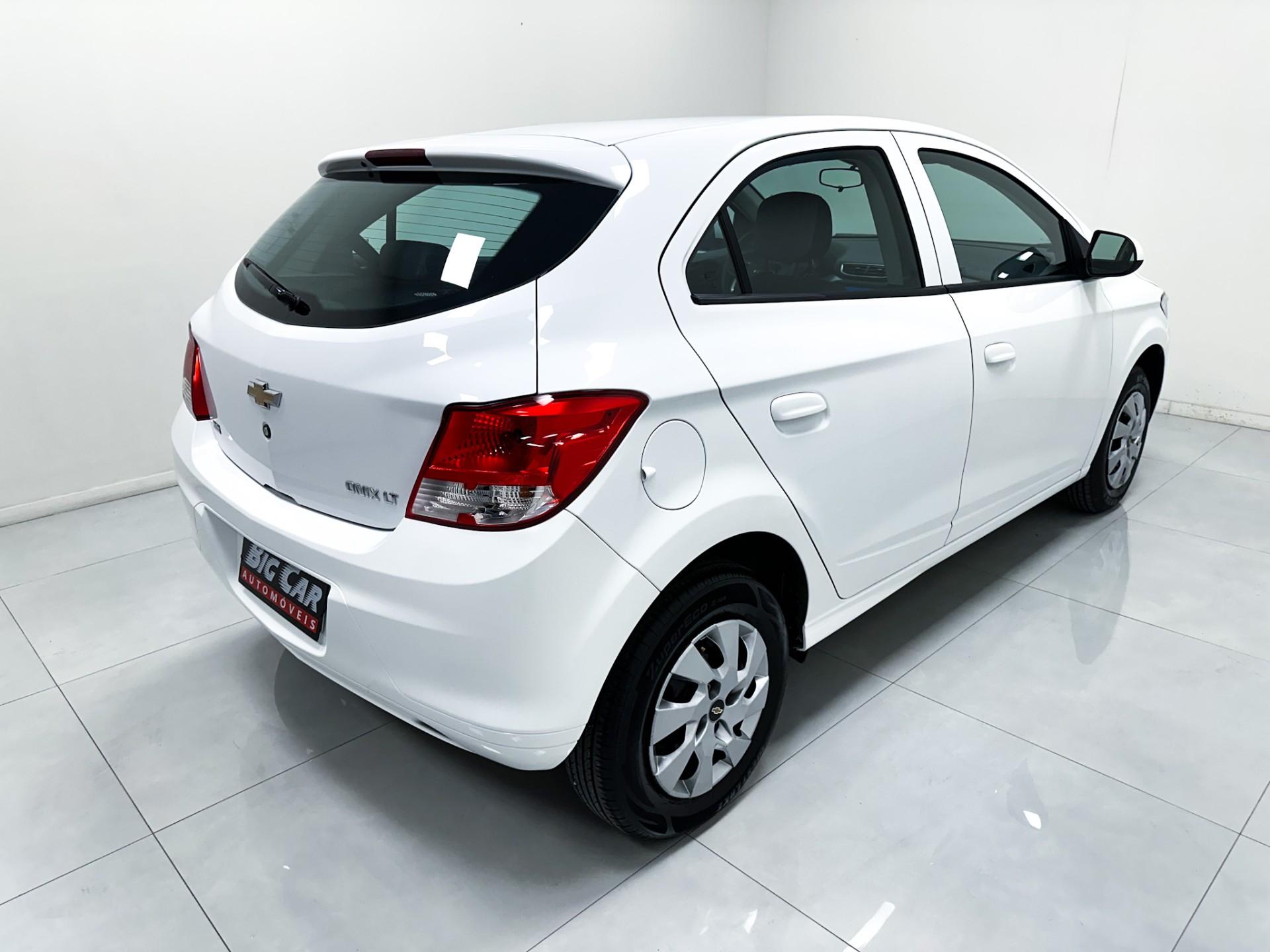 Chevrolet Onix LT 1.0 8V FlexPower Mec. 2016