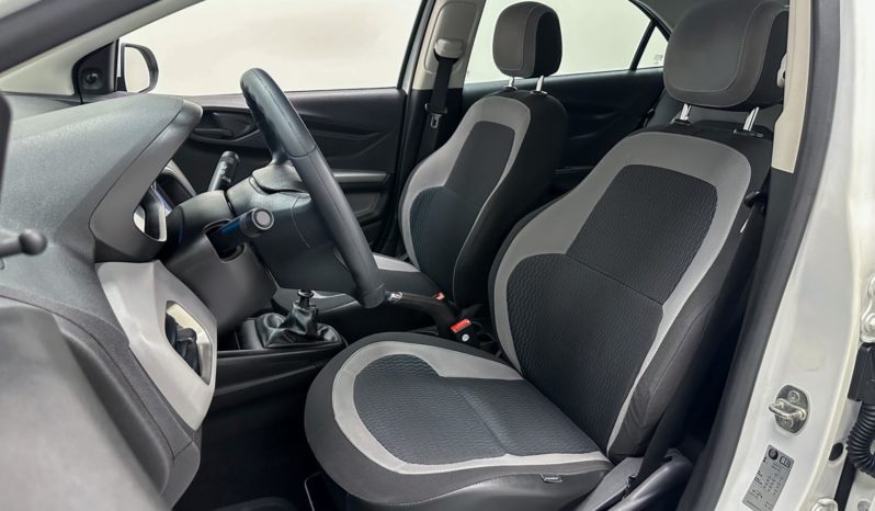 
								Chevrolet Onix LT 1.0 8V FlexPower Mec. 2016 full									