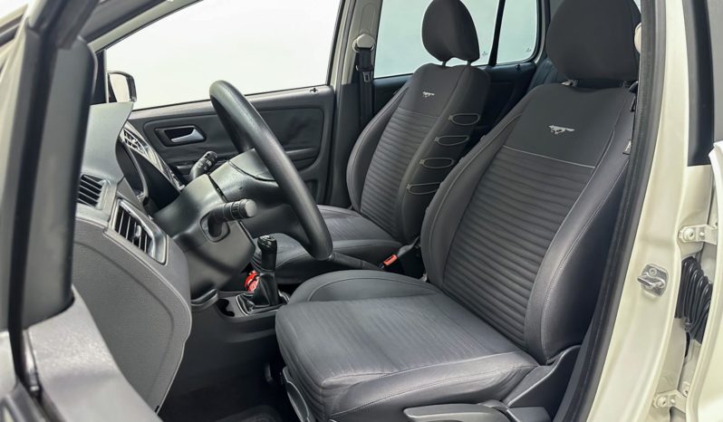 
								Volkswagen CrossFox 1.6 Mi Total Flex 8V 2012 full									