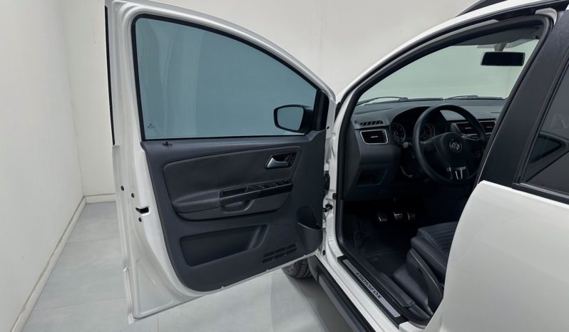 
								Volkswagen CrossFox 1.6 Mi Total Flex 8V 2012 full									