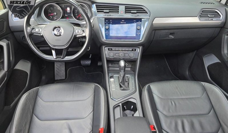 
								Volkswagen Tiguan Allspace Comfortline 250 TSI 1.4 Flex  (7lug.) 2019 full									
