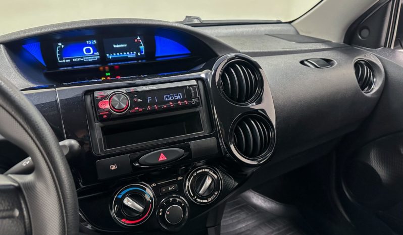 
								Toyota Etios X 1.3 Flex 16V Mec. 2020 full									