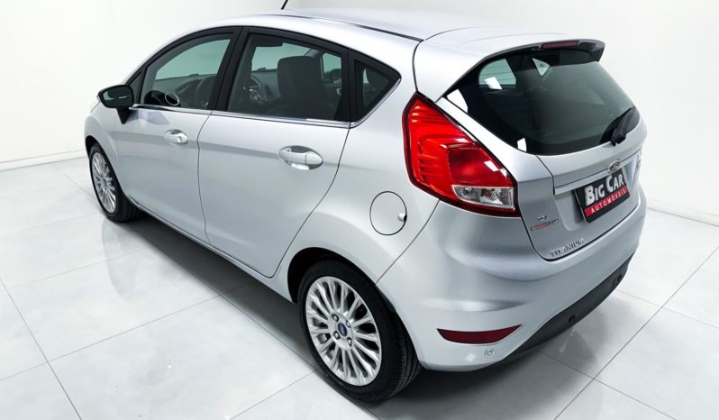 
								Ford Fiesta TITANIUM 1.6 16V Flex Aut. 2015 full									