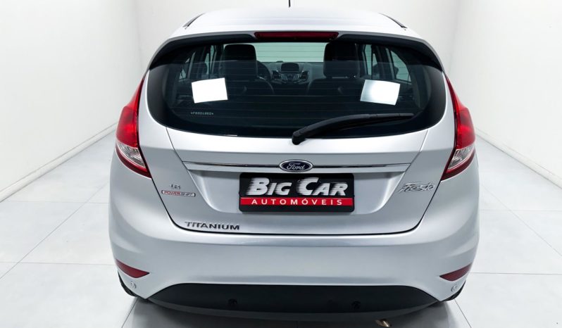 
								Ford Fiesta TITANIUM 1.6 16V Flex Aut. 2015 full									