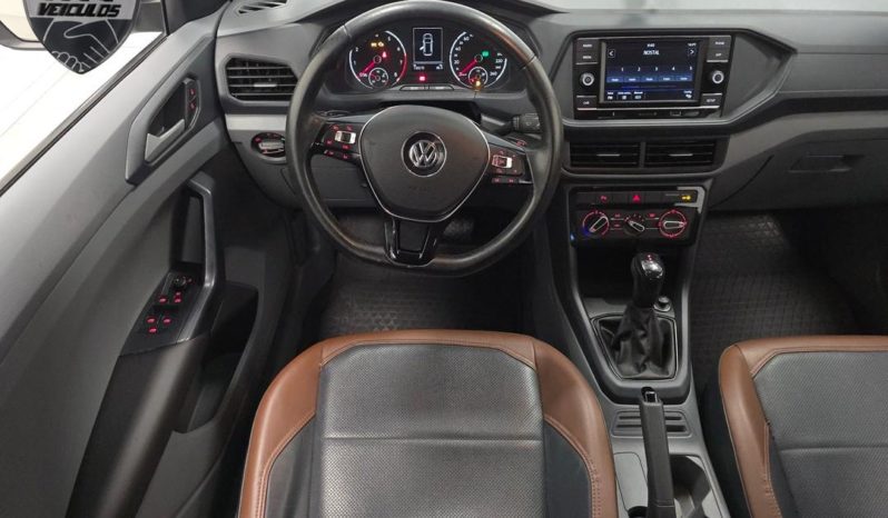 
								Volkswagen T-Cross 200 TSI 1.0  Flex 12V 5p Aut. 2020 full									