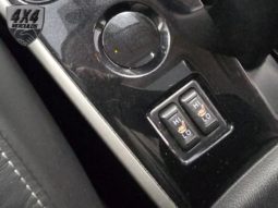 
										Mitsubishi Outlander HPE 2.0 16V 5p Aut. 2019 full									