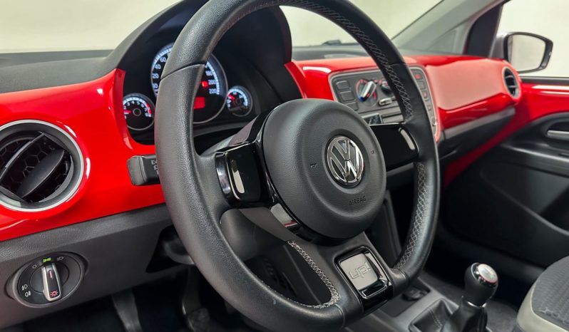
								Volkswagen Up cross 1.0 TSI Total Flex 12V 2016 full									