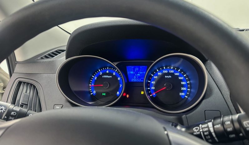 
								Hyundai ix35 GL 2.0 16V 2WD Flex Aut. 2018 full									