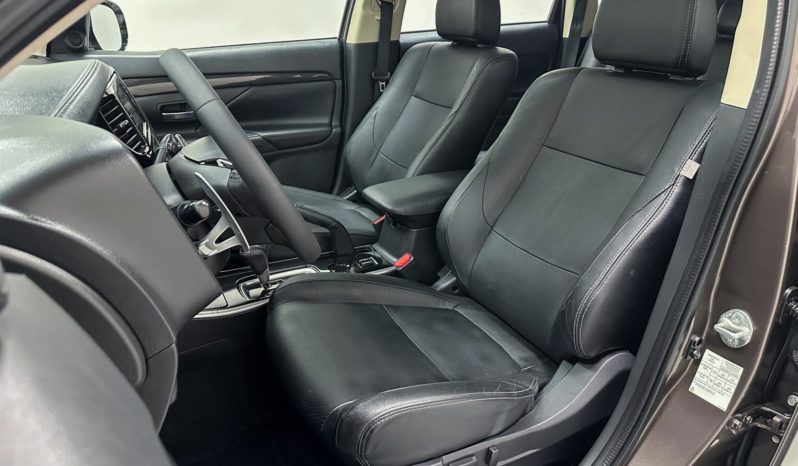 
								Mitsubishi Outlander COMFORT 2.0 16V Aut. 2018 full									