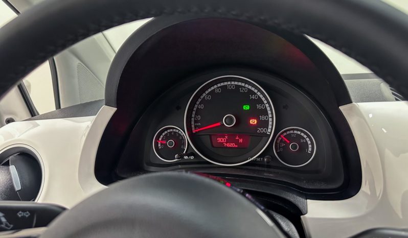
								Volkswagen Up cross I MOTION 1.0 T.Flex 12V 2017 full									