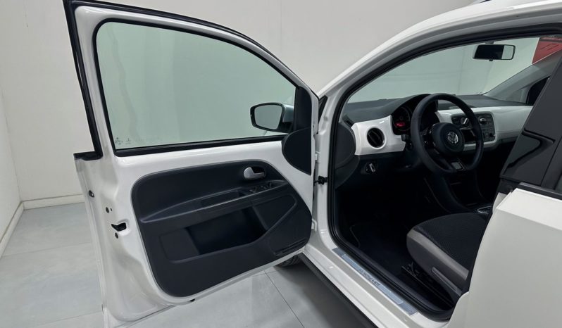 
								Volkswagen Up cross I MOTION 1.0 T.Flex 12V 2017 full									