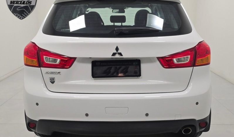 
								Mitsubishi ASX 2.0 16V 4×4 160cv Aut. 2015 full									