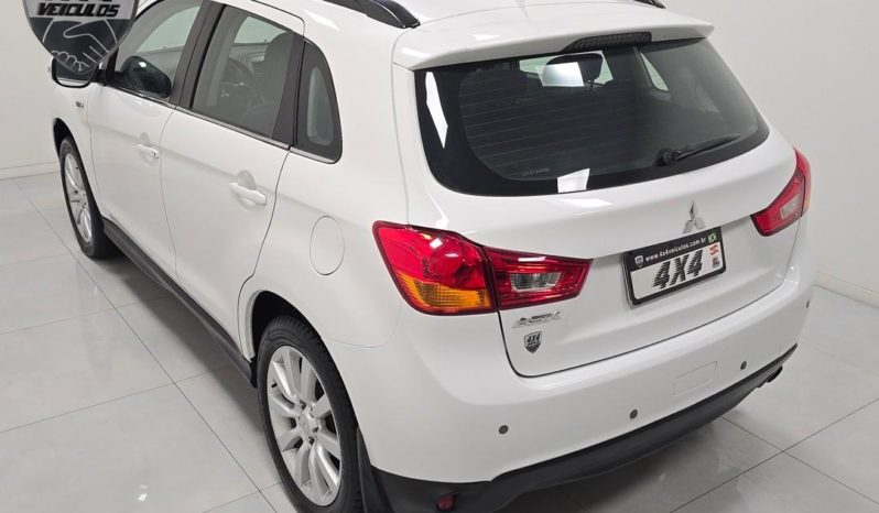 
								Mitsubishi ASX 2.0 16V 4×4 160cv Aut. 2015 full									