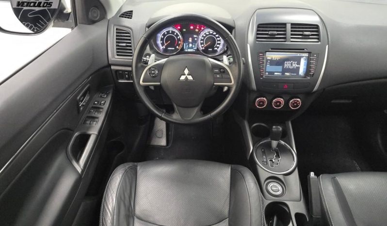 
								Mitsubishi ASX 2.0 16V 4×4 160cv Aut. 2015 full									