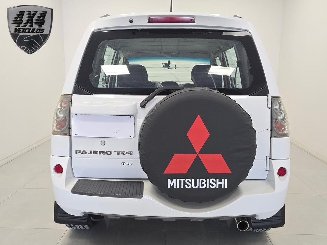 Mitsubishi Pajero TR4 2.0 Flex 16V 4X2 Aut. 2014