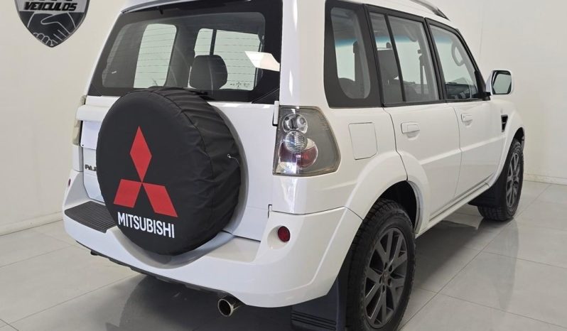 
								Mitsubishi Pajero TR4 2.0 Flex 16V 4X2 Aut. 2014 full									
