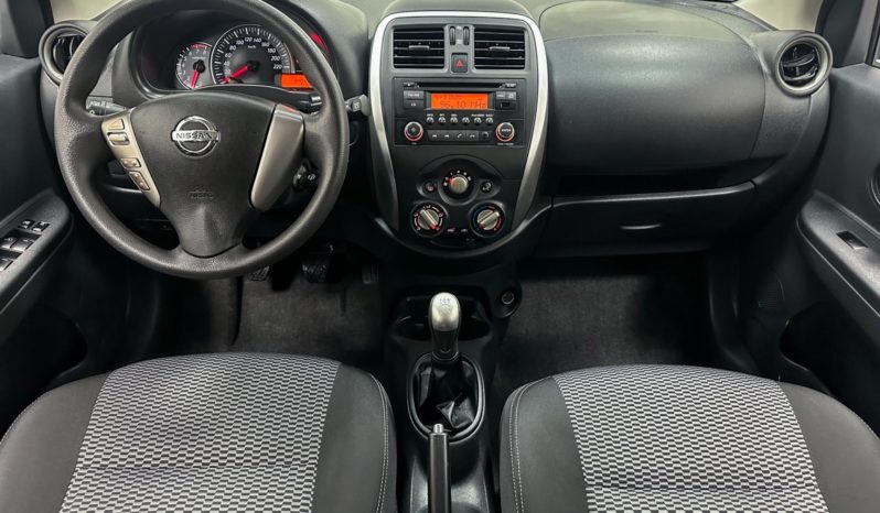 
								Nissan March SV 1.6 16V FlexStart  Mec. 2018 full									