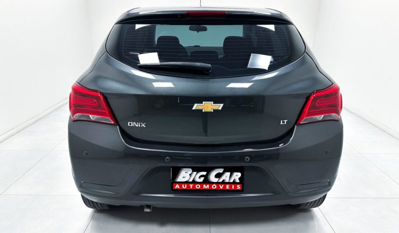 
								Chevrolet Onix LT 1.0 8V FlexPower Mec. 2019 full									