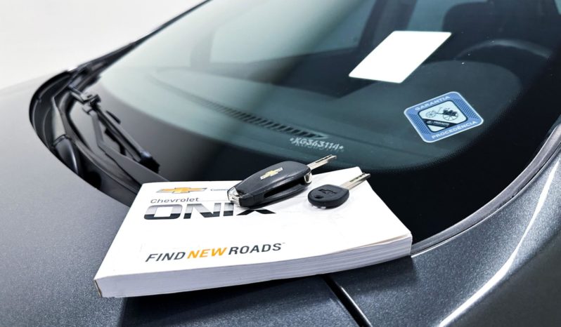 
								Chevrolet Onix LT 1.0 8V FlexPower Mec. 2019 full									