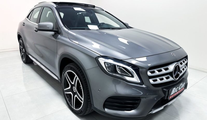 
								Mercedes-Benz Gla 250 GLA 250 Sport 2.0 TB 16V 4×2  211cv Aut. 2018 full									