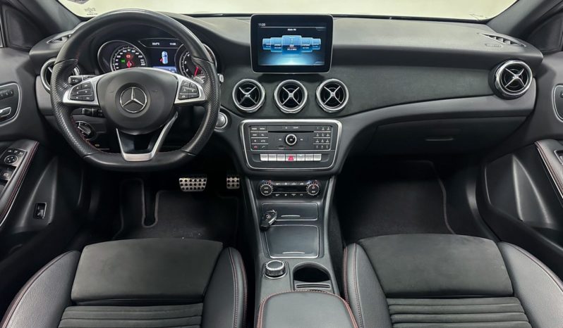 
								Mercedes-Benz Gla 250 GLA 250 Sport 2.0 TB 16V 4×2  211cv Aut. 2018 full									
