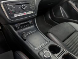
										Mercedes-Benz Gla 250 GLA 250 Sport 2.0 TB 16V 4×2  211cv Aut. 2018 full									