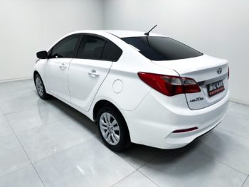 Hyundai HB20S Comfort Plus 1.0 Flex 12V Mec. 2018