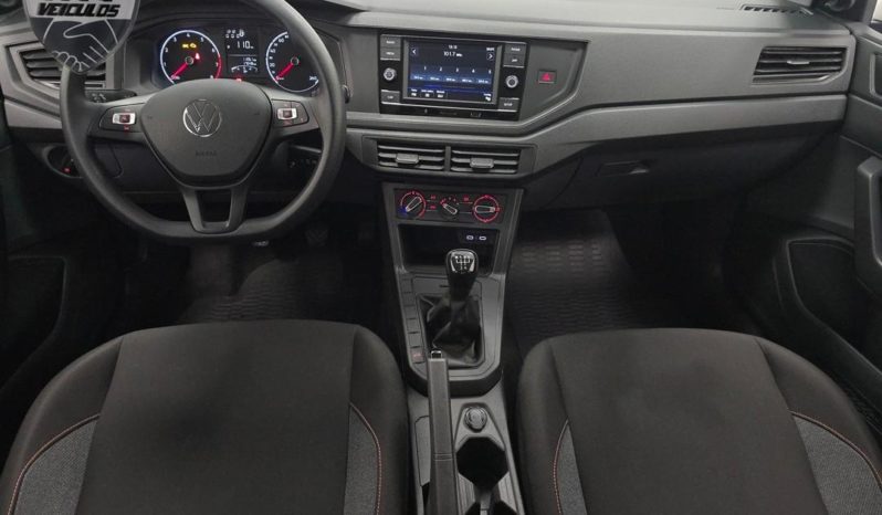 
								Volkswagen Polo TRACK MA 2024 full									