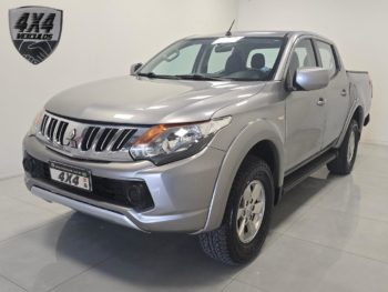 Mitsubishi L200 Triton Sport GLS 2.4 CD Diesel Mec. 2018