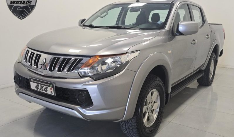 
								Mitsubishi L200 Triton Sport GLS 2.4 CD Diesel Mec. 2018 full									