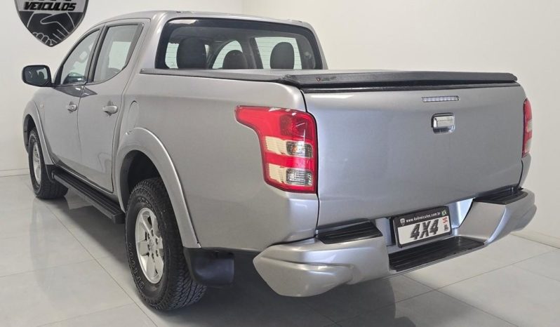 
								Mitsubishi L200 Triton Sport GLS 2.4 CD Diesel Mec. 2018 full									
