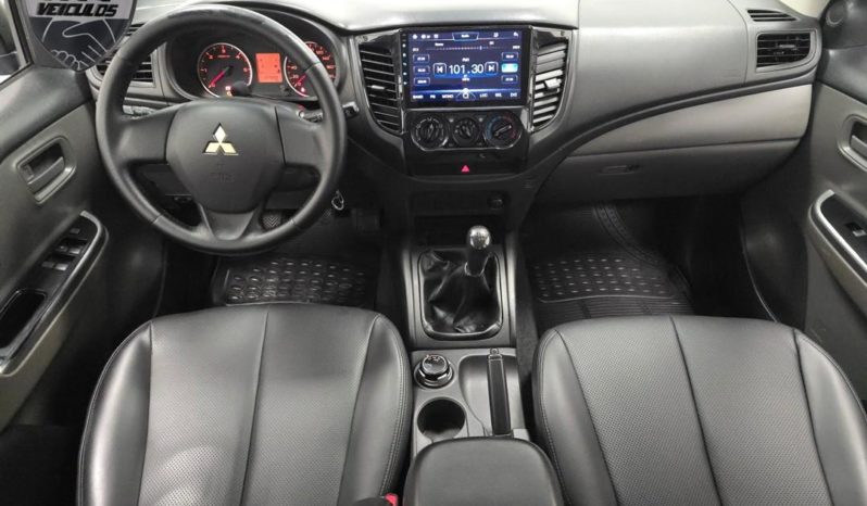 
								Mitsubishi L200 Triton Sport GLS 2.4 CD Diesel Mec. 2018 full									