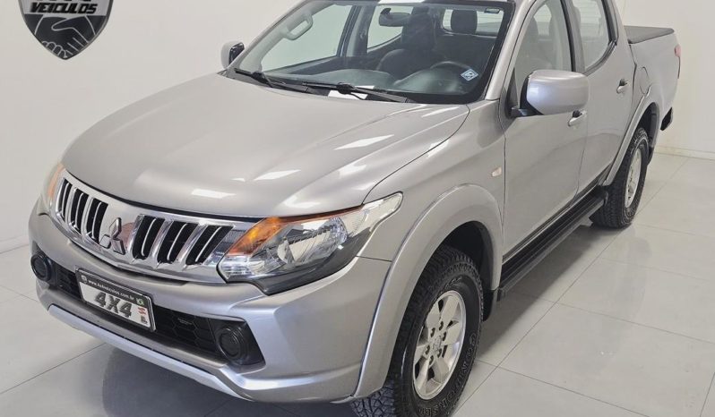 
								Mitsubishi L200 Triton Sport GLS 2.4 CD Diesel Mec. 2018 full									