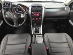 
										Suzuki Grand Vitara 2.0  impecavel 2013 full									