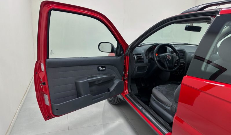 
								Fiat Strada Working 1.4 mpi Fire Flex 8V CD 2014 full									
