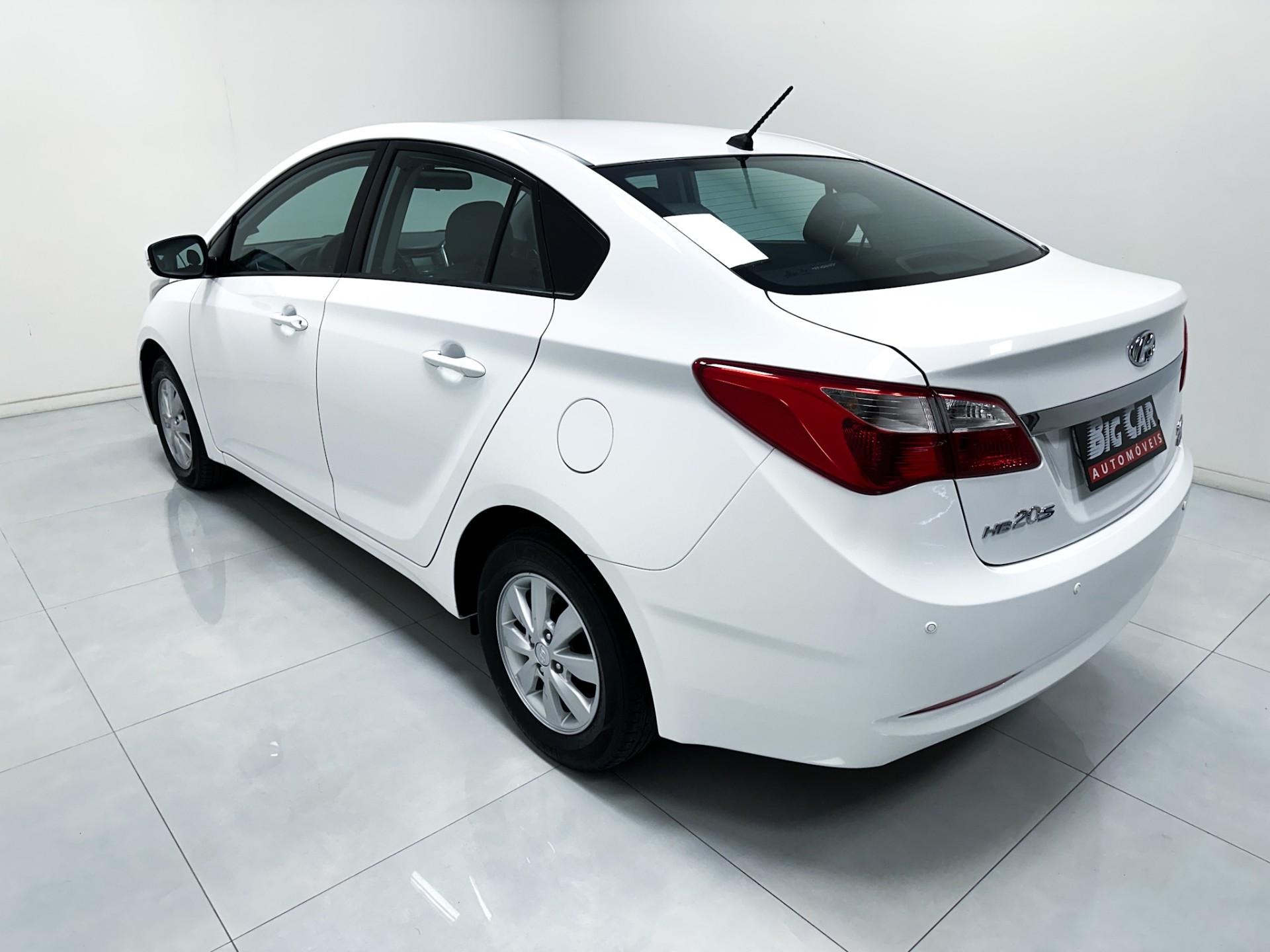 Hyundai HB20S Comfort Plus 1.6 Flex 16V Aut. 2015