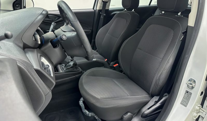 
								Chevrolet Onix LT 1.0 8V FlexPower Mec. 2018 full									